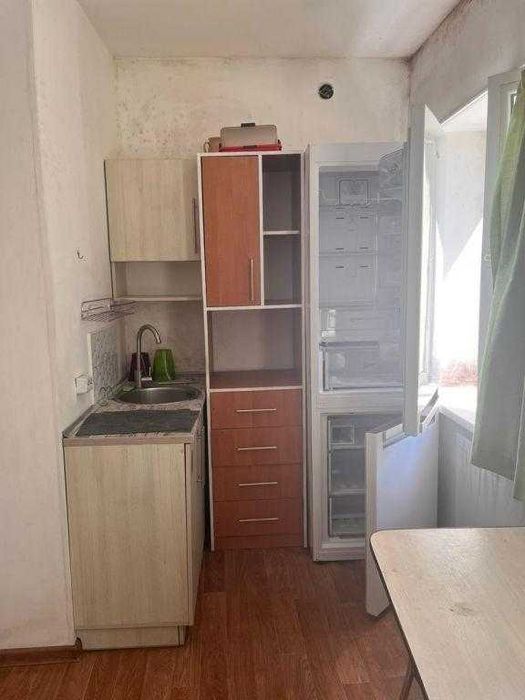 Продається кімната в гуртожитку р-н Червоний  Шлях