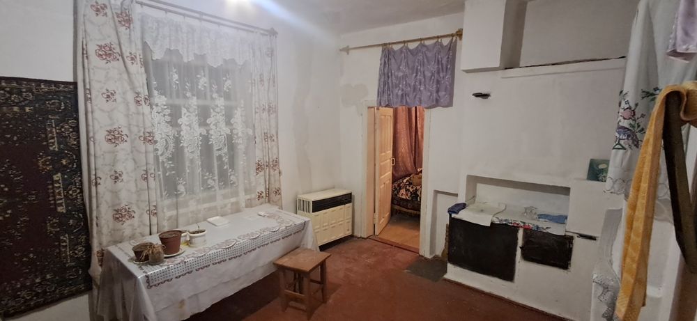 Продаж будинку смт вапнярка