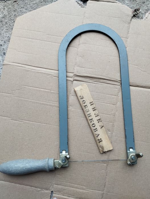 Лобзик ручний з пилочками