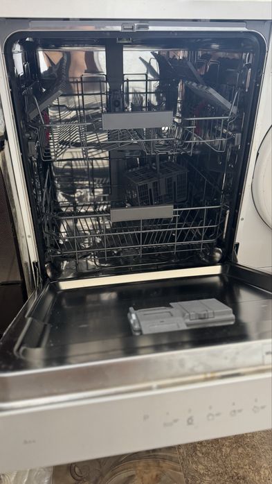 Посудомийка whirlpool 6 sense