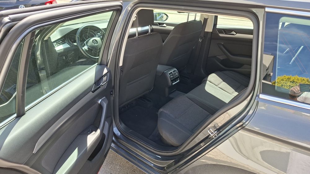 Volkswagen Passat 1.6 Tdi 80.000km, em ótimo estado