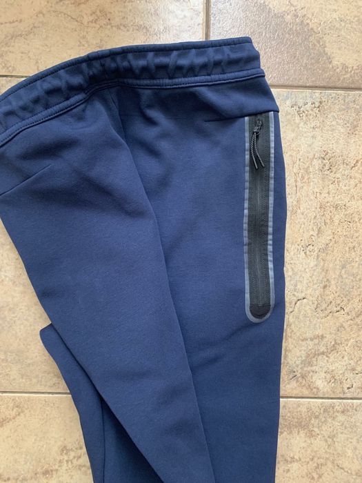 Штаны Nike Tech Fleece