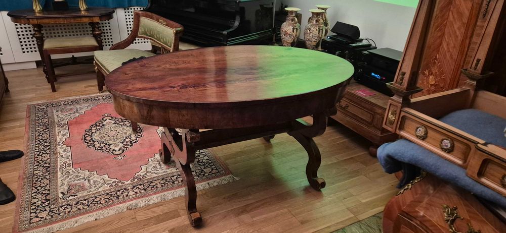 Unikat antyk owalny stół Empire Biedermeier, datowany na XIX wiek.