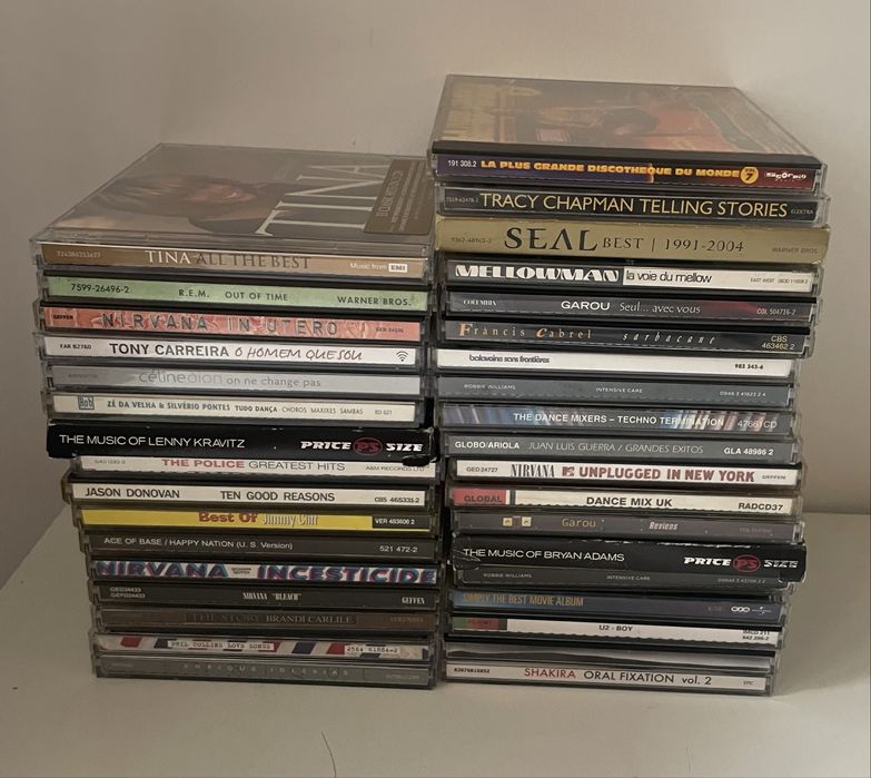 Dvds e cds antigos - bom preço- algumas preciosidades