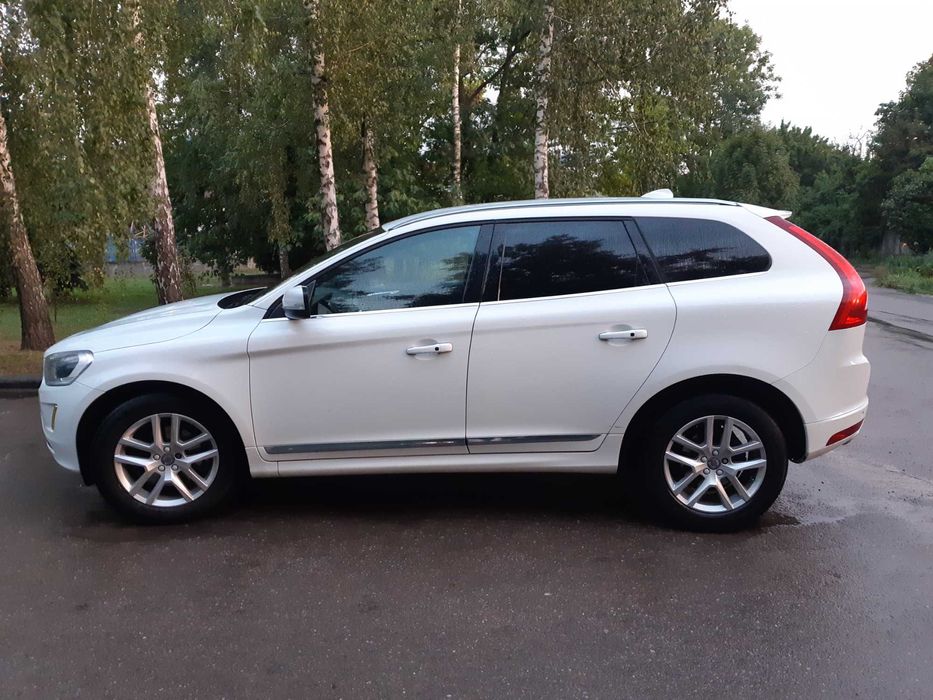 Автомобіль Volvo XС 60 2017