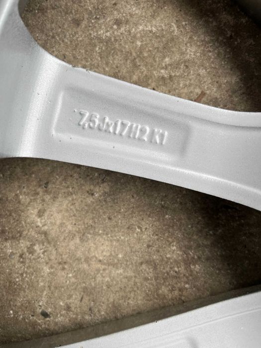 Диски  5/112 R17 7.5J ET48   Audi VW Skoda Seat