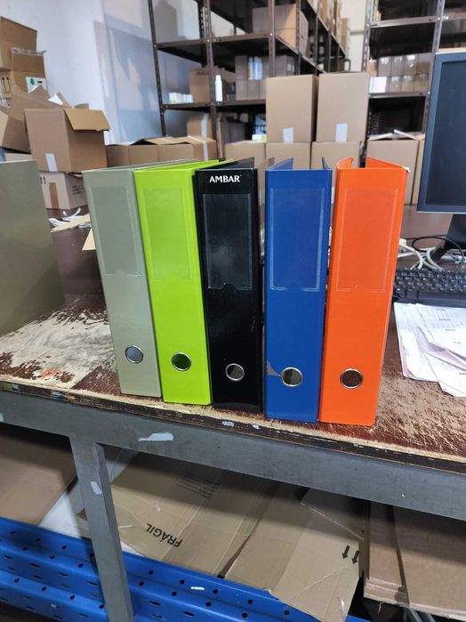 Pastas A4, lombada larga usadas