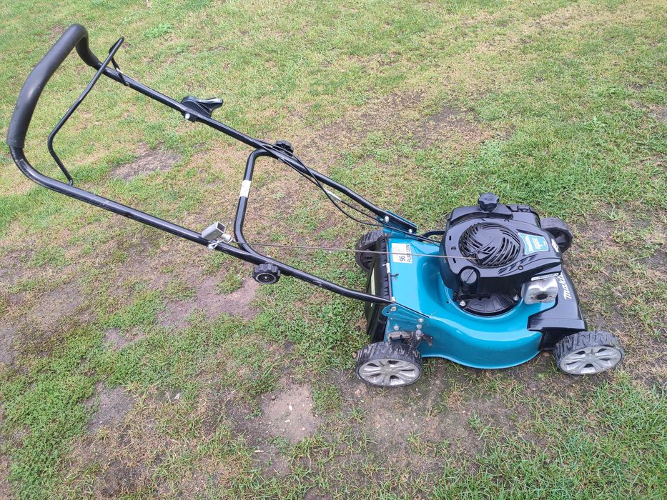Kosiarka Makita PLM4120N 2018r