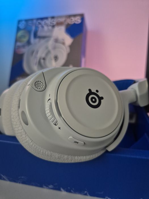 Słuchawki bezprzewodowe SteelSeries Arctis Nova 7P Wireless