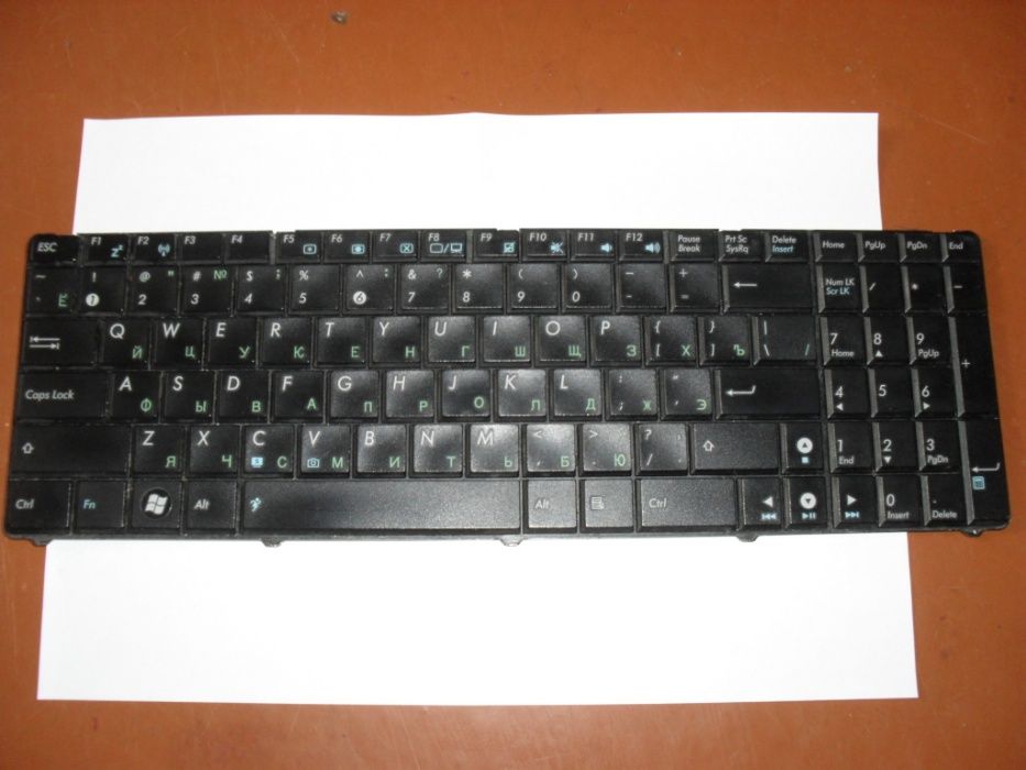 Продам ноутбук Asus A72JR по запчастям