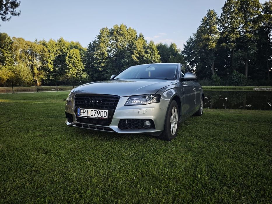 Audi A4 B8 2.0 TDI 143 KM S line | Bi-Xenon + LED | manual | 6-biegów | 2 kluczyki