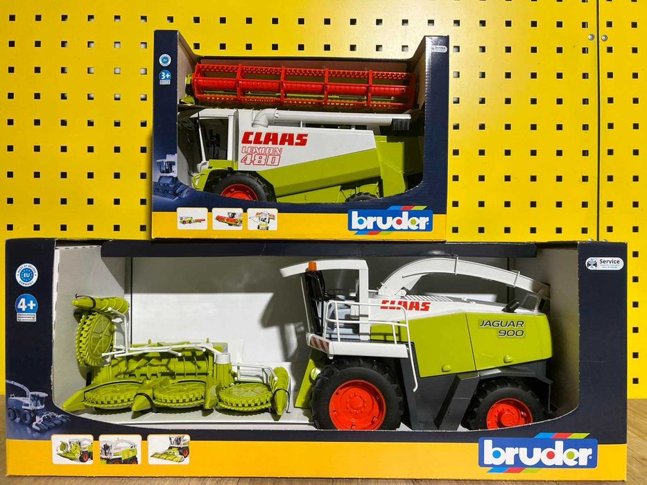 Іграшка комбайн CLASS JAGUAR 900. Іграшки Брудер. Комбайн Bruder