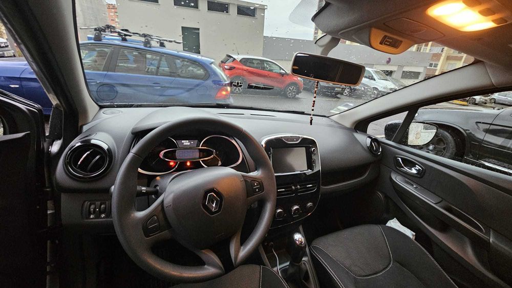 Renault Clio IV 0.9 TCe Expression 90cv | Gasolina | Muito estimado