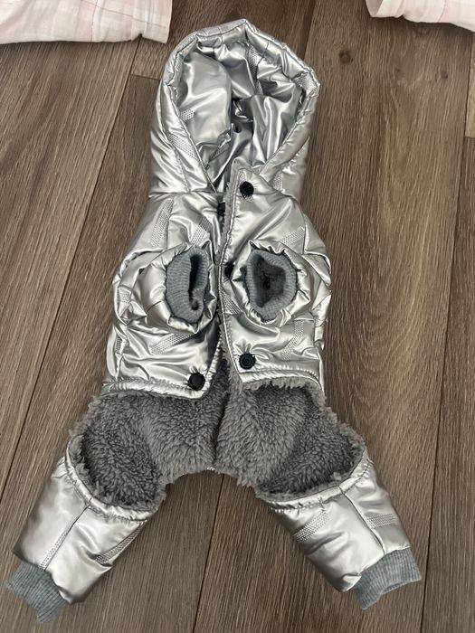 Продам комбінезон для маленьких собачок (йорк)маленьких порід собак.