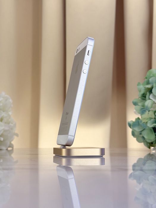 Стан Нового! iPhone SE-1 Silver Без ремонтів! (Магазин Гарантія)