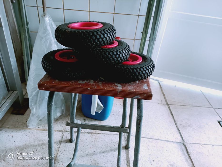 Quatro Rodas de skate todo o terreno