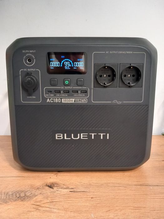 Stacja ładowania Bluetti AC180