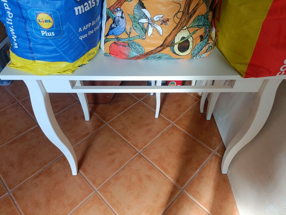 Móvel penteadeira.