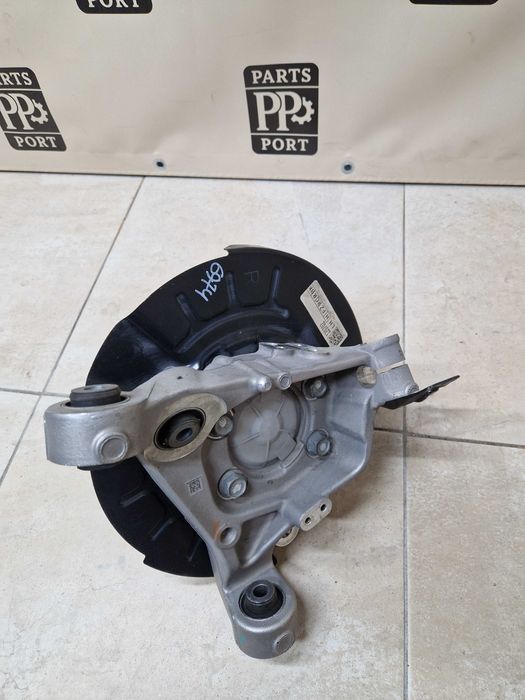 Цапфа задняя правая кулак Nissan Rogue 2021 2022 2023 2024