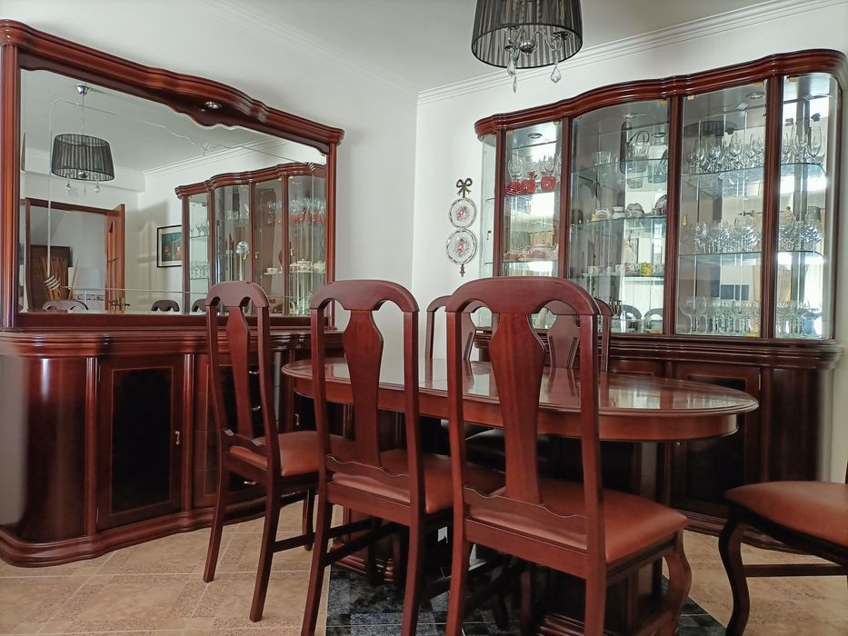 Mobília de sala de jantar