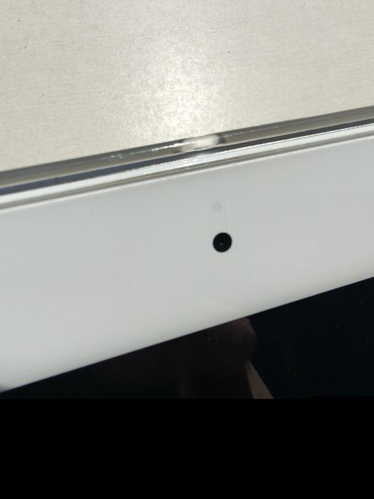 iPad de 4.ª Geração (Modelo MD513GP/A) 16GB