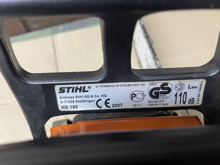 Продам бензопилу Stihl ms180