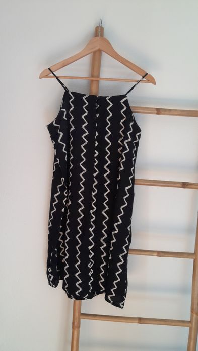 Vestido alças MO Woman com botão atrás no pescoço