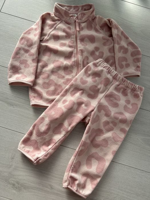 Новий костюм на дівчинку від H&M