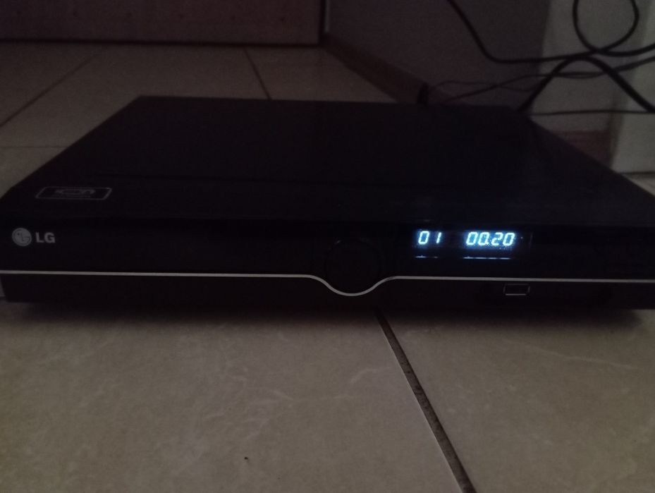 Kino domowe LG HT355SD + 5 głośników + sprawne DVD USB