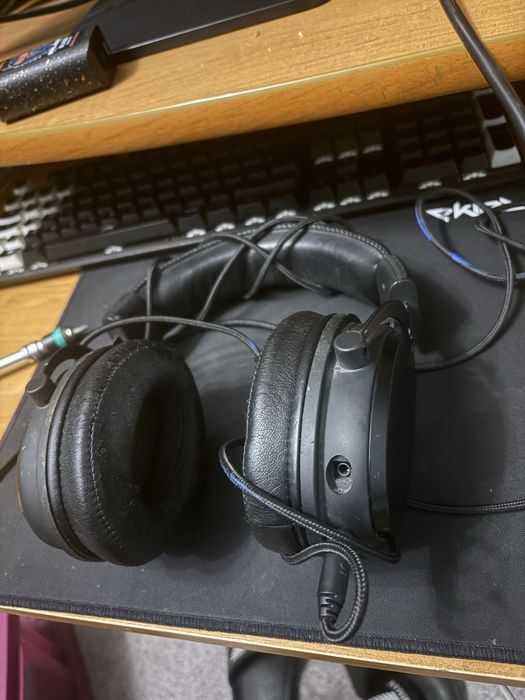 Komputer do gier(gamingowy) + monitor 144Hz + akcesoria