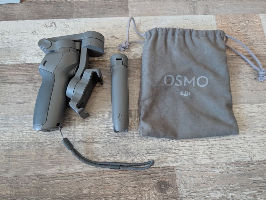 Dji Osmo Mobile 3 Combo з триногою
