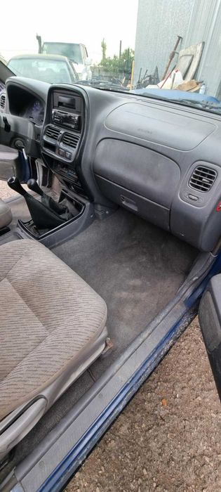 Nissan Navara d22 para as peças
Rua do Barrei