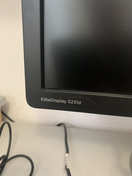 Монітор hp eliteDisplay s231d