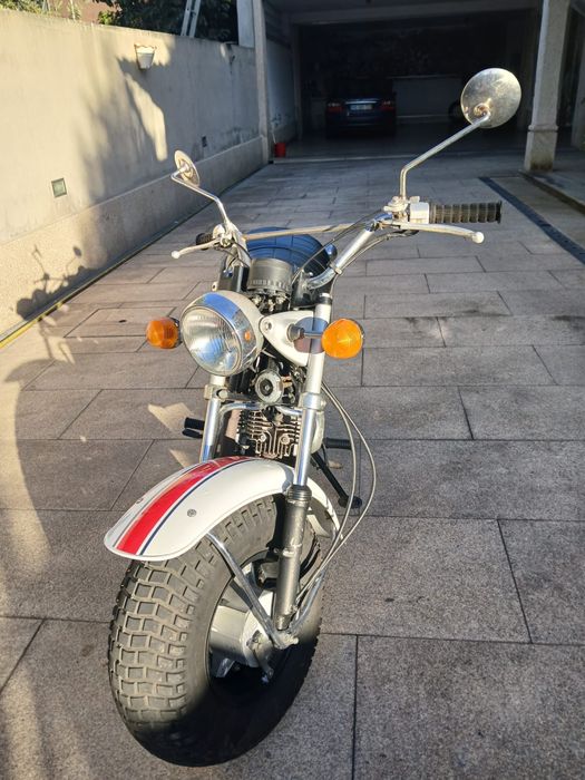 Suzuki RV90 como nova