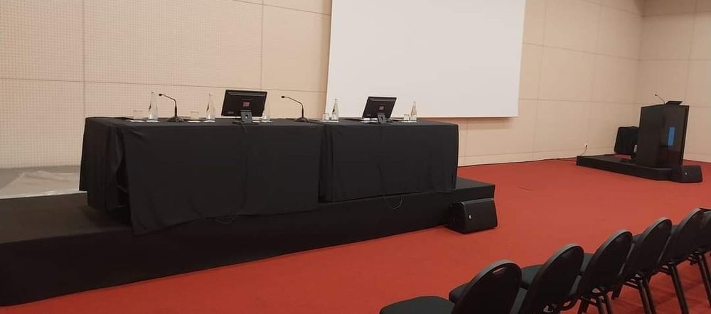 Estrado pista de dança-Bancadas-Passareles