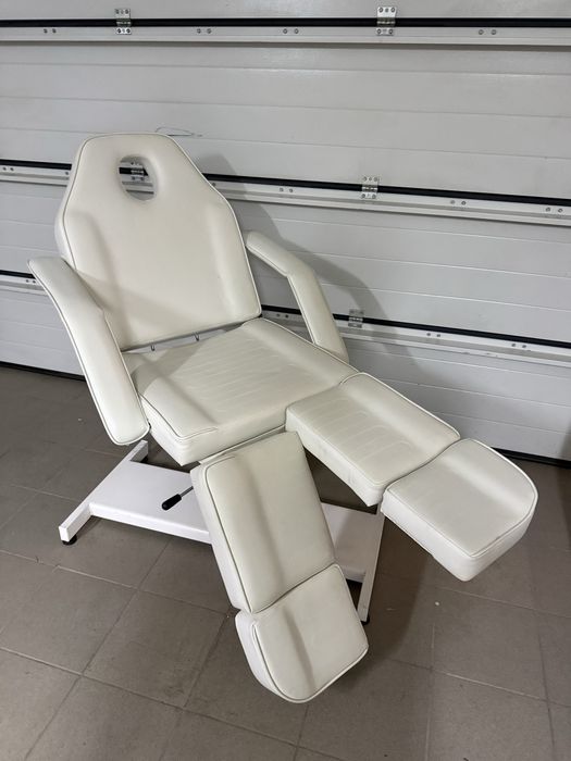 Fotel kosmetyczny łózko kosmetyczne do masazu super stan jak nowe