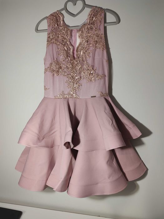 Nowa sukienka rozkloszowana, koronkowy dekolt, S, lila, wesele bankiet