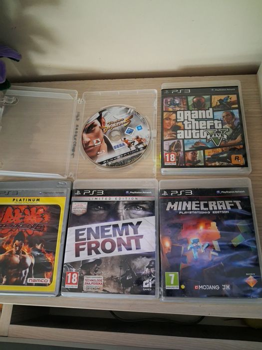 Sprzedam konsole PS 3 slim