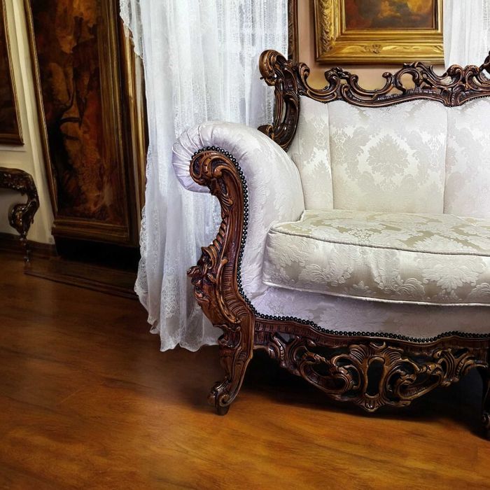 Rzeźbiony Zestaw Wypoczynkowy Sofa i 2 fotele Włoski