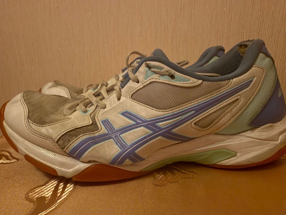 Asics gel rocket 10