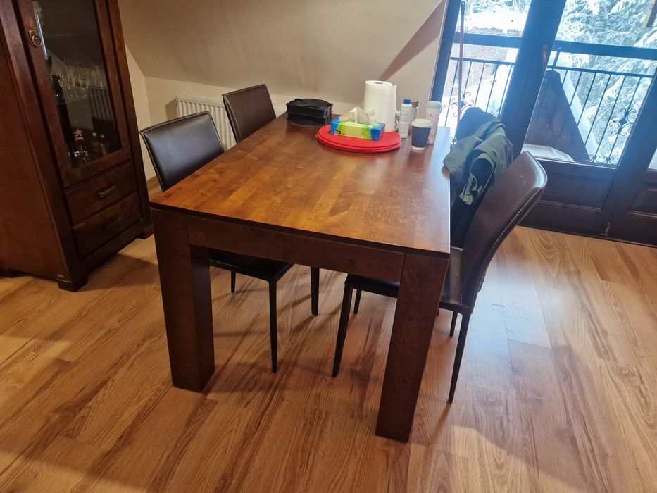 Stół drewniany z krzesłami( 6szt)