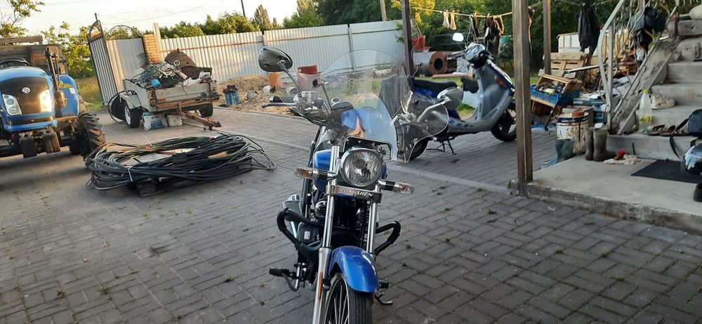 Продам мотоцикл всі деталі за тел.