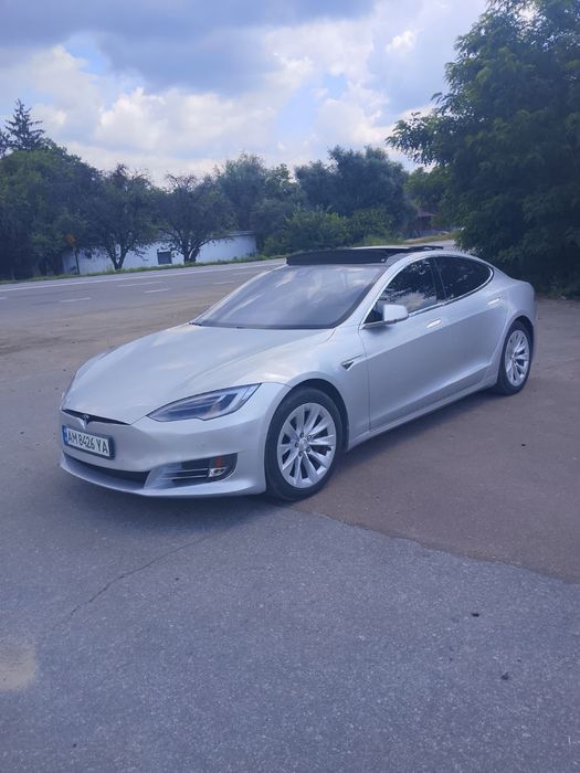 Tesla model S 90D Intel