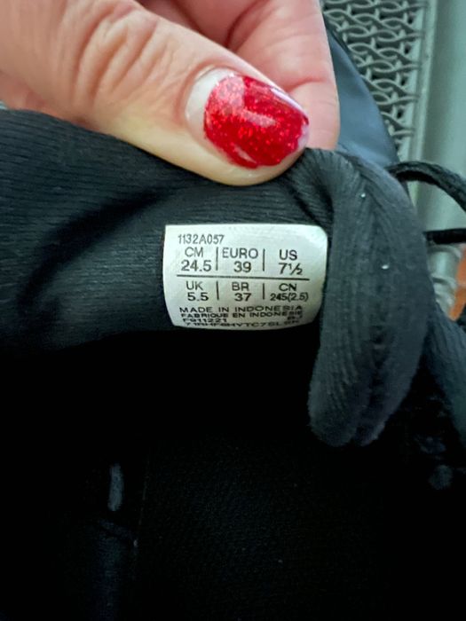 Sapatilhas Asics Gel Contend SL