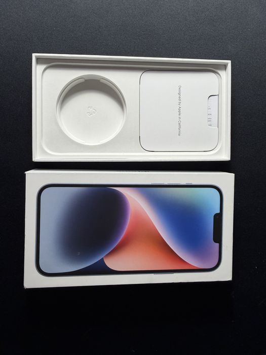 Iphone 14 plus jasnoniebieski