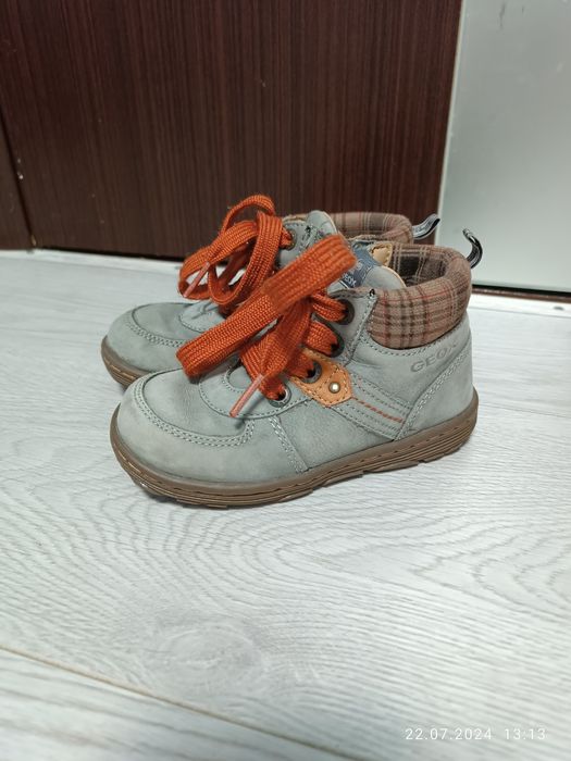 Продам чоботи дитячі