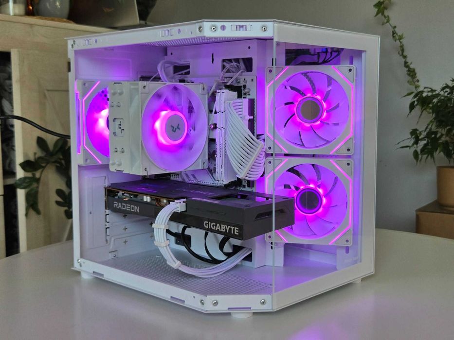 Biały Komputer Gamingowy | RX 6600 | RYZEN 7 | 16GB RAM | WIN 11