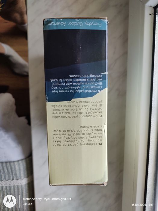 Lornetka z akcesoriami