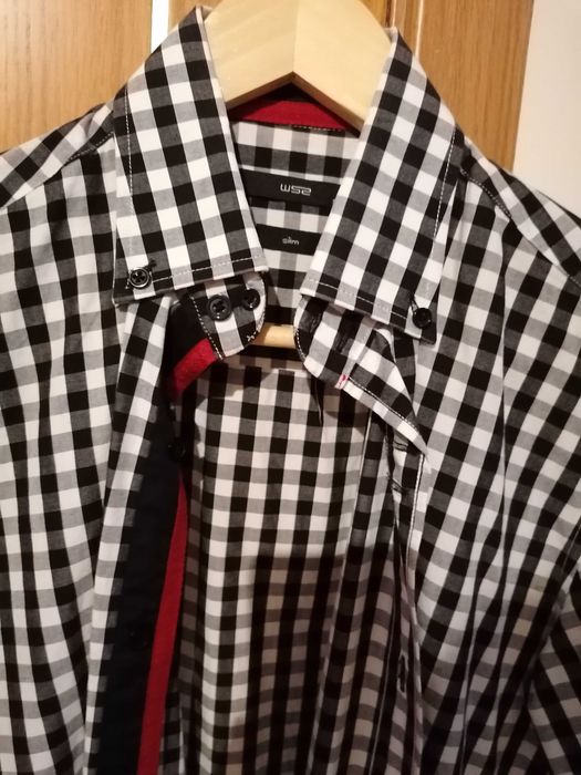 Camisa nova de manga comprida