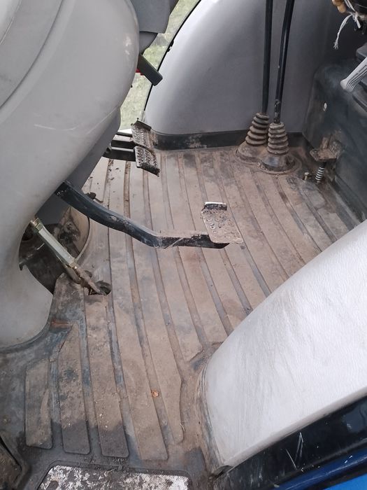 Продам трактор Lovol 504, 2020 року,1600м.г,без кондиціонера,гума 80%